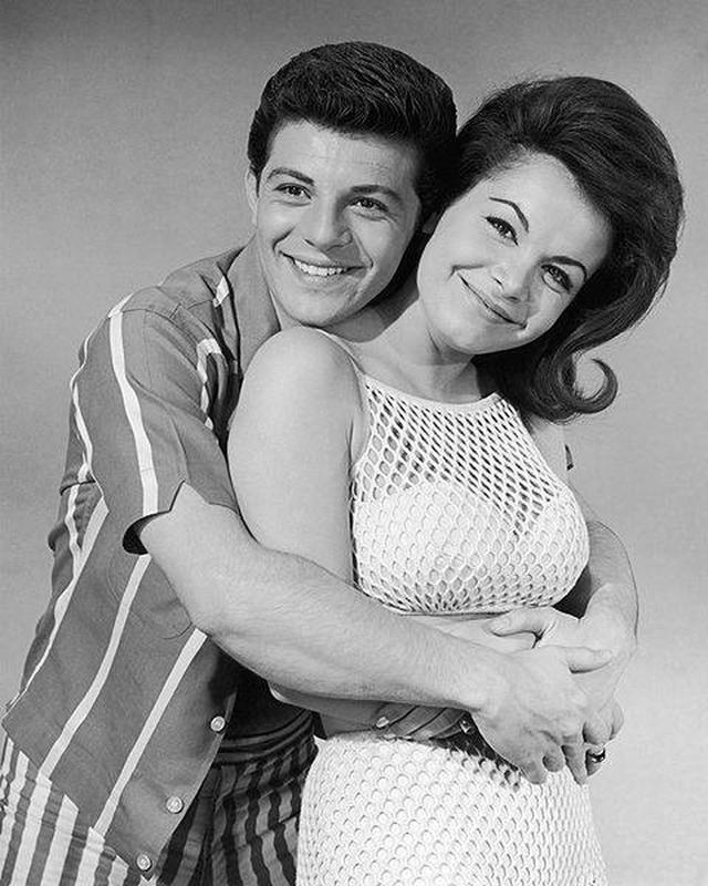Frankie Avalon with Annette Funicello in &quot;Beach Party&quot; (1960s) 24