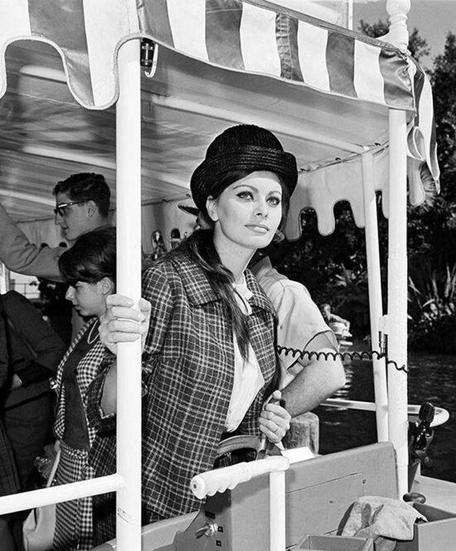 &quot;Dreamland&quot; - Sophia Loren on a visit to Disneyland in 1963 54