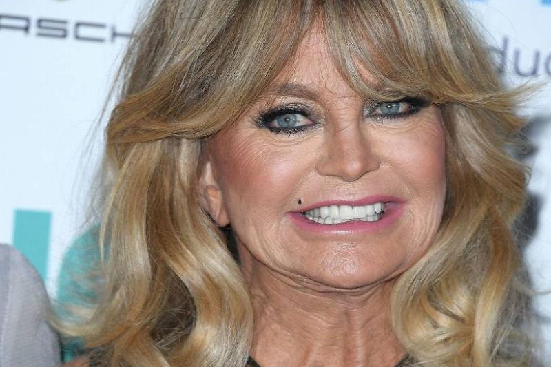 Goldie Hawn 38