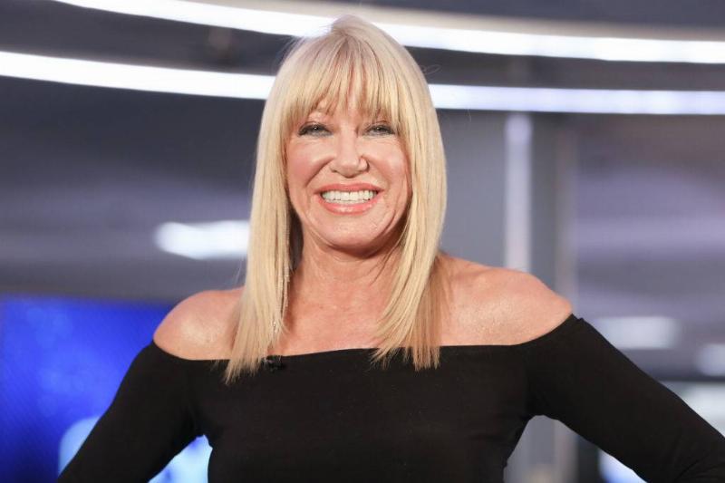 Suzanne Somers 48